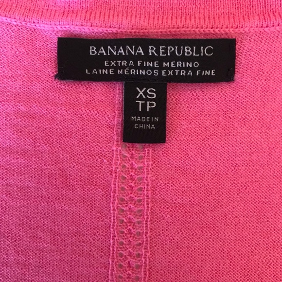 Banana Republic pink XS merino wool vneck sweater - Picture 5 of 8